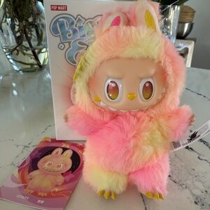 Labubu - Big Into Energy - Loyalty